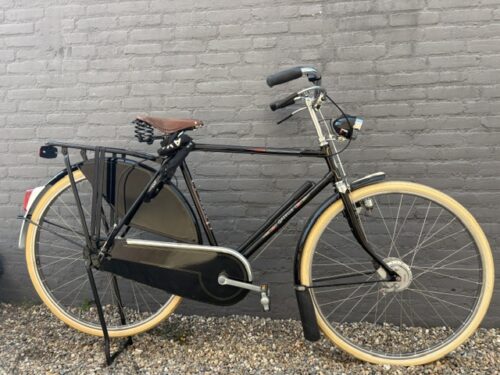 gelissen 2wielers, shimano service center, stein, giant, trek, batavus, sparta, ktm, speciaalzaak, racefietsen, mountainbike, stadsfietsen, kinderfietsen, electrische fietsen, gravelbike, 2 de hands, fietsonderdelen, Lease